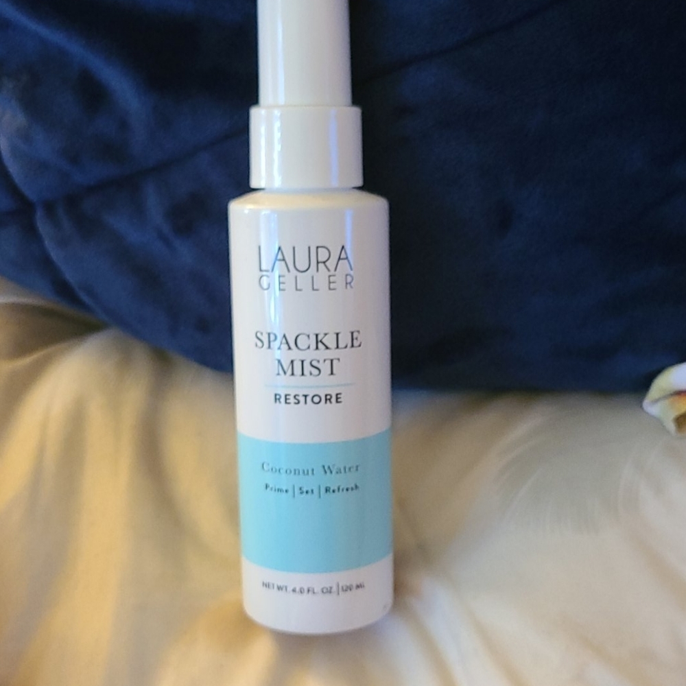 Laura geller spackle mist restore